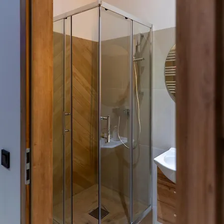 Jacuzzi - Avatar Apartment