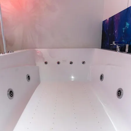 Apartment Jacuzzi - Avatar Katowice